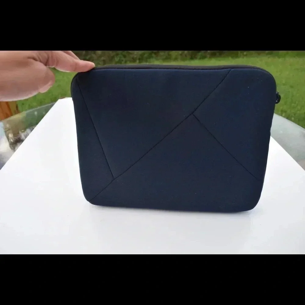 Targus mini iPad bag